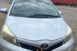 2011 Toyota Vitz