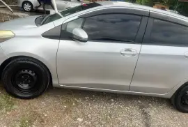 2011 Toyota Vitz