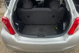 2011 Toyota Vitz