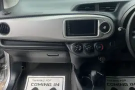 2011 Toyota Vitz