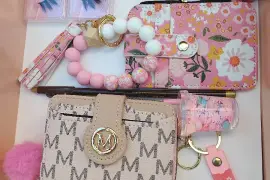 Ladies Accessories 