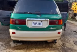 1998 toyota ipsum