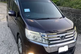 Honda Stepwagon SPADA 2012