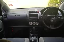 2004 Honda Fit