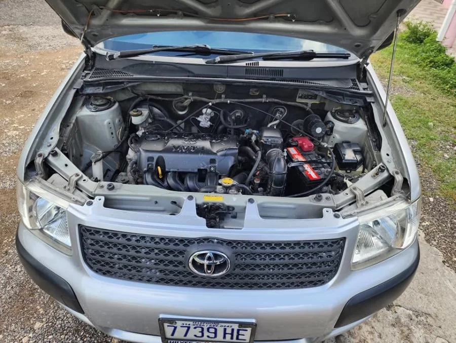 Toyota succeed 2014