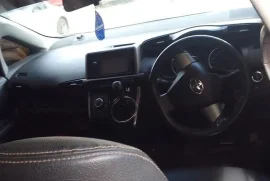 2012 toyota wish