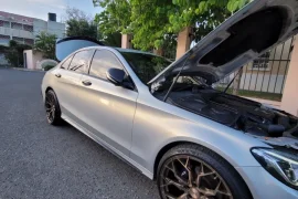 Mercedes Benz C200