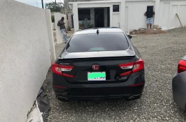 2018 Honda Accord 2.0L standard