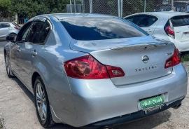 Nissan Skyline 2012
