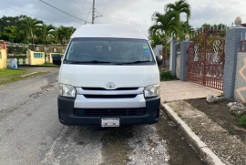 Toyota Hiace 2016 Commuter