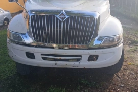 2002 International Water Truck Auto