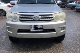 2011 Toyota Fortuner