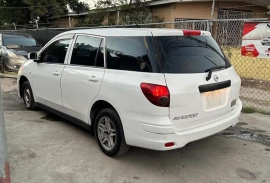 2014 Nissan Ad Expert