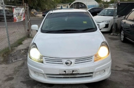 2014 Nissan Ad Expert