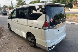 2017 Newly Imported Nissan Serena Highway Star