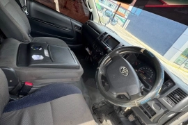 2014 Toyota Hiace 