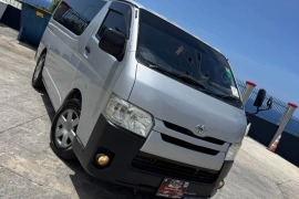 2014 Toyota Hiace 