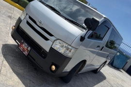 2014 Toyota Hiace 