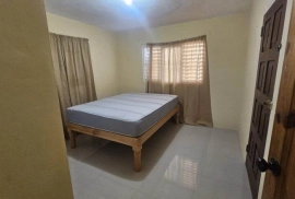 1 Bedroom 1 Bathroom – House