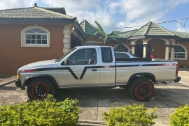 Nissan Pick Van