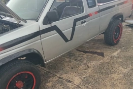 Nissan Pick Van