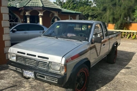 Nissan Pick Van