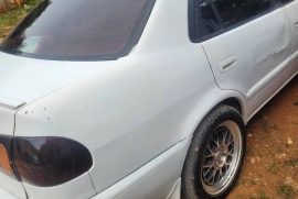 2001 Toyota 111