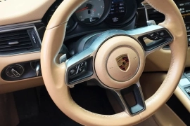 2016 Porsche Macan Sport