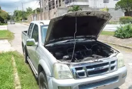 2004 Izuzu Dmax