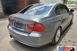 2010 BMW 325I