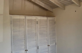 2 bedrooms 1 bathroom