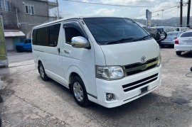 2013 Toyota Hiace