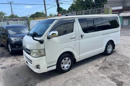 2013 Toyota Hiace