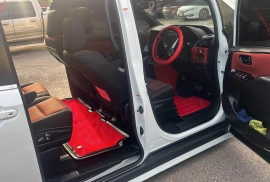 2017 Toyota Voxy