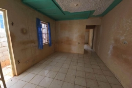 2 Beds 2 Baths - House