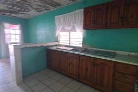 2 Beds 2 Baths - House