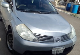 Nissan Tida 2007