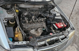 2004 Nissan b15