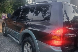 2002 Mitsubishi Pajero