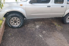 2007 Nissan Frontier Pickup Truck