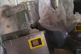 Chicken defeathering machine