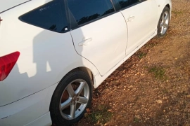 2004 Toyota Caldina