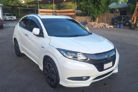 Honda Vezel 2016