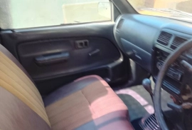 2000 Toyota Hilux