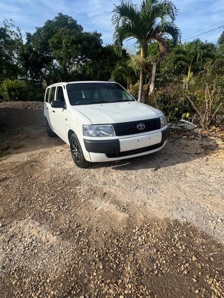 Toyota probox 2013