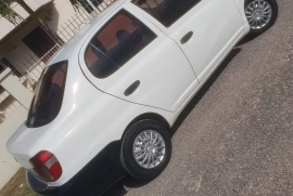 Toyota Platz 2004