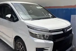 2017 Toyota Voxy