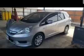 Honda Fit Shuttle 2012