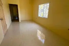 2 Bedrooms, 2 Bathrooms 1st floor Apt