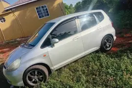 2005 Honda Fit